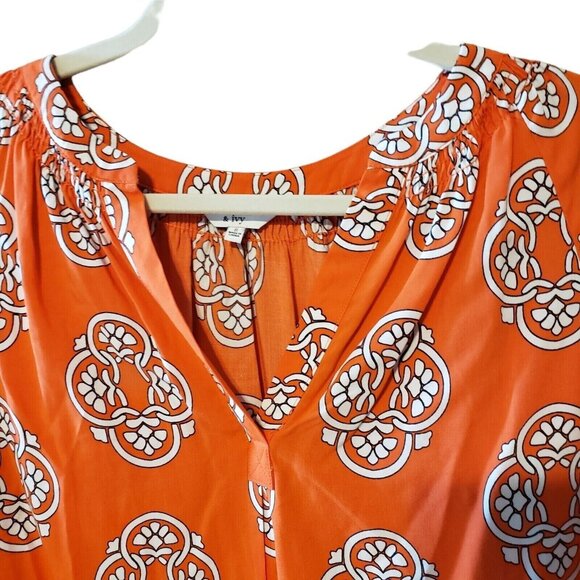 Crown & Ivy Womens Printed Boho Blouse With 3/4 Sleeves & Elastic Cuffs Size S - Picture 3 of 14